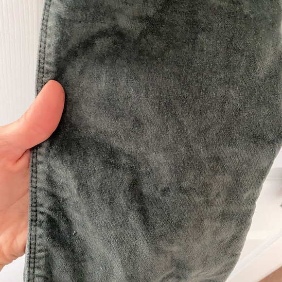 Free People - Vegan Suede Olive Green S:27 capris - Picture 7 of 9